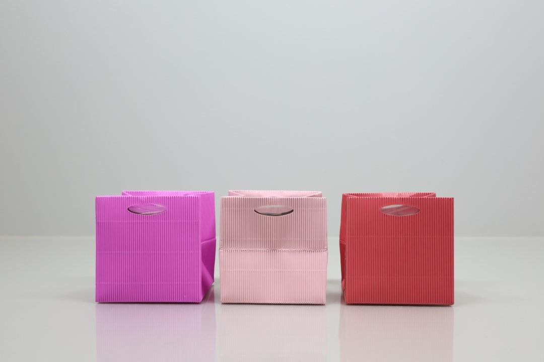 Tasche m. Folie Wellpappe pink-Mix 10,5x10,5cm