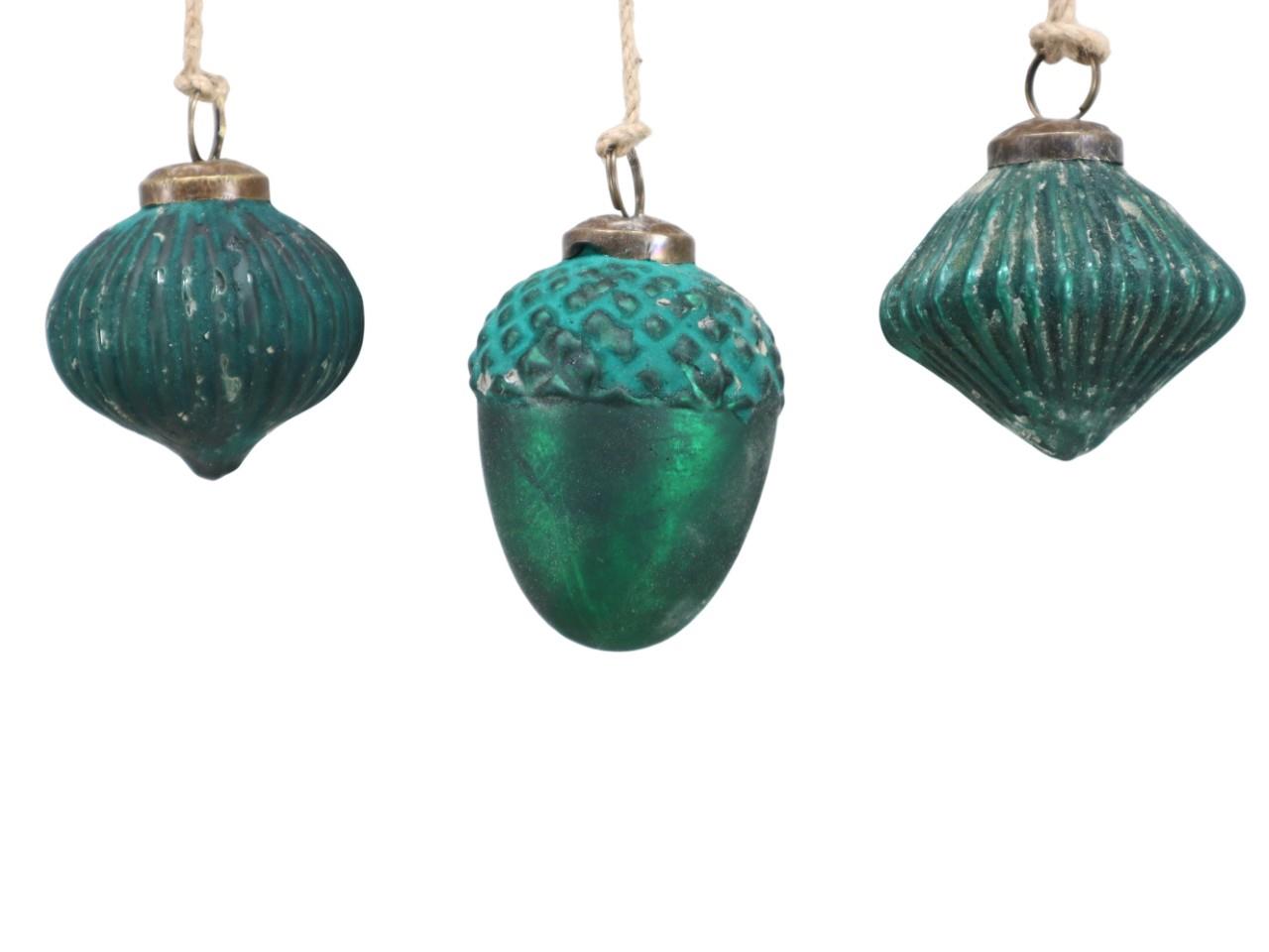 Glaszwiebel, -eichel Ornamente grün m. Jutehänger D5-7cm