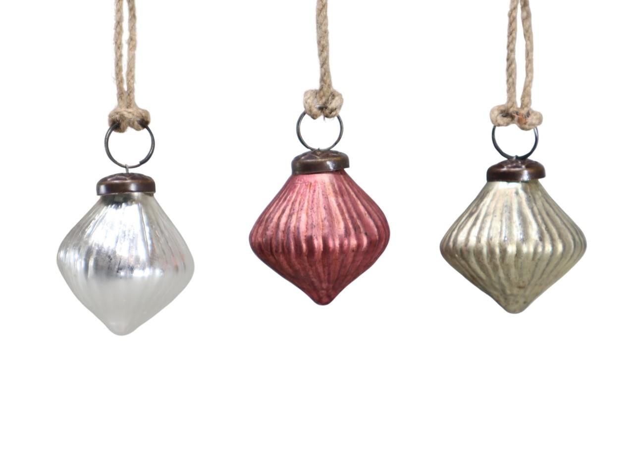 Glaszwiebel Ornamente farbmix m. Jutehänger D6cm