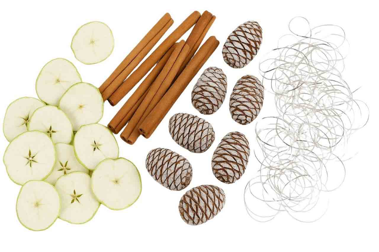 Früchte, Zapfen, Lametta, Schnee & Co